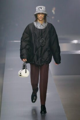Kolekcja Fendi FW22 13