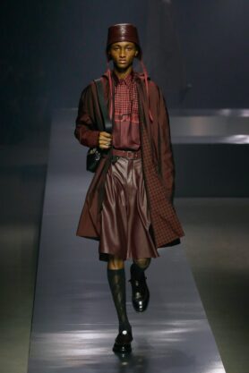 Kolekcja Fendi FW22 20
