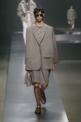 Kolekcja Fendi FW22 29