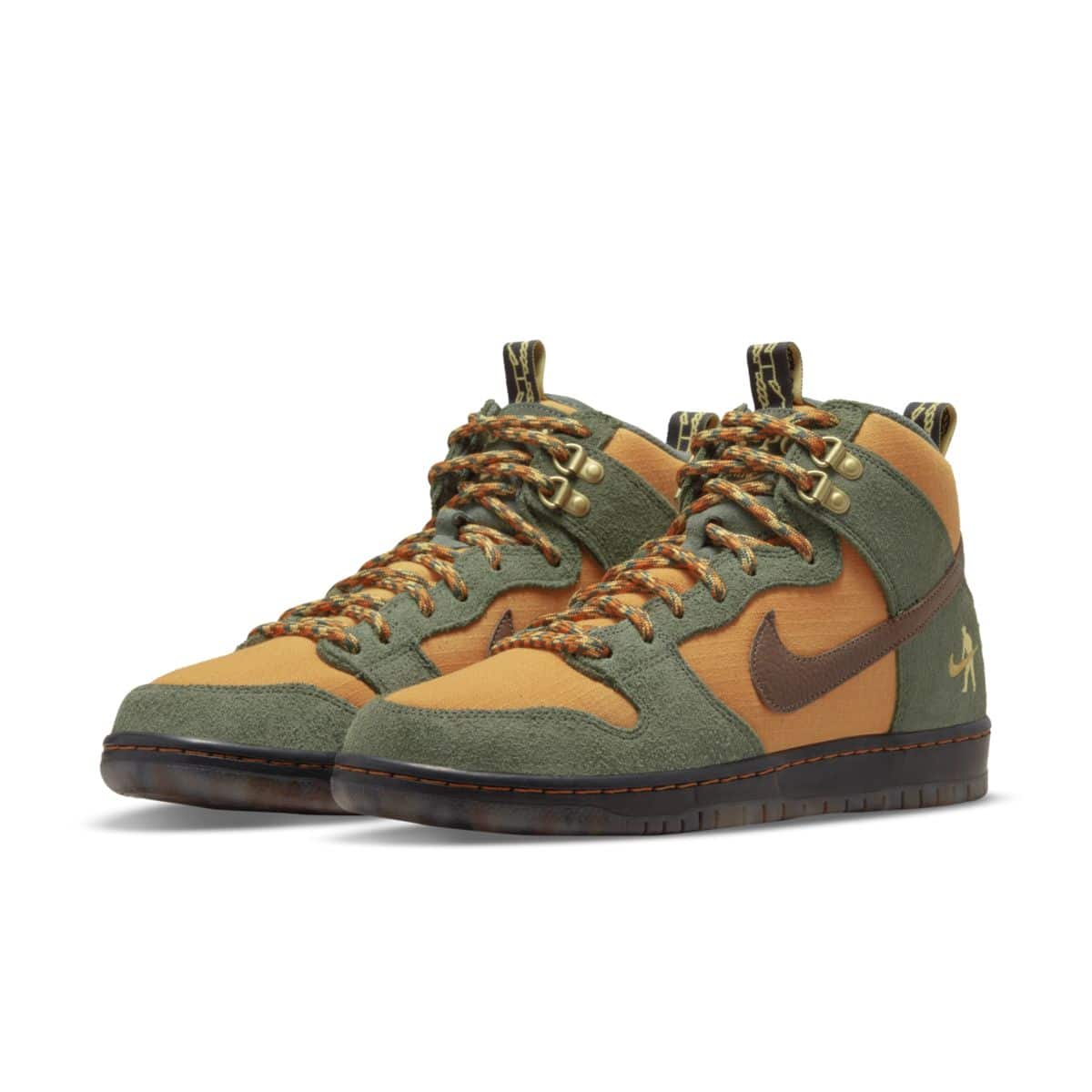 Pass-Port x Nike SB Dunk High Workboot DO6119-300 4