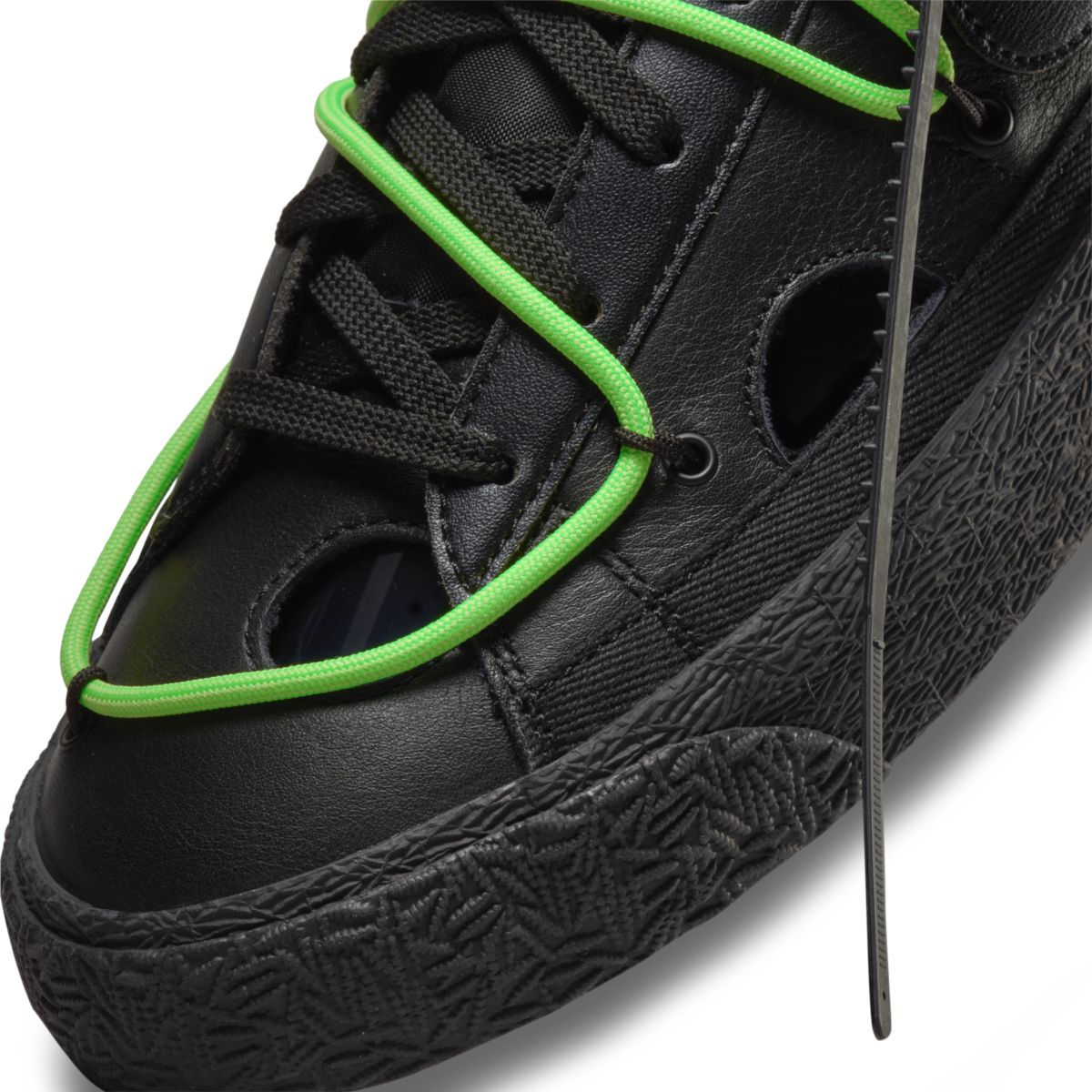 Off-White Nike Blazer Low Black Electro Green Black DH7863-001 1