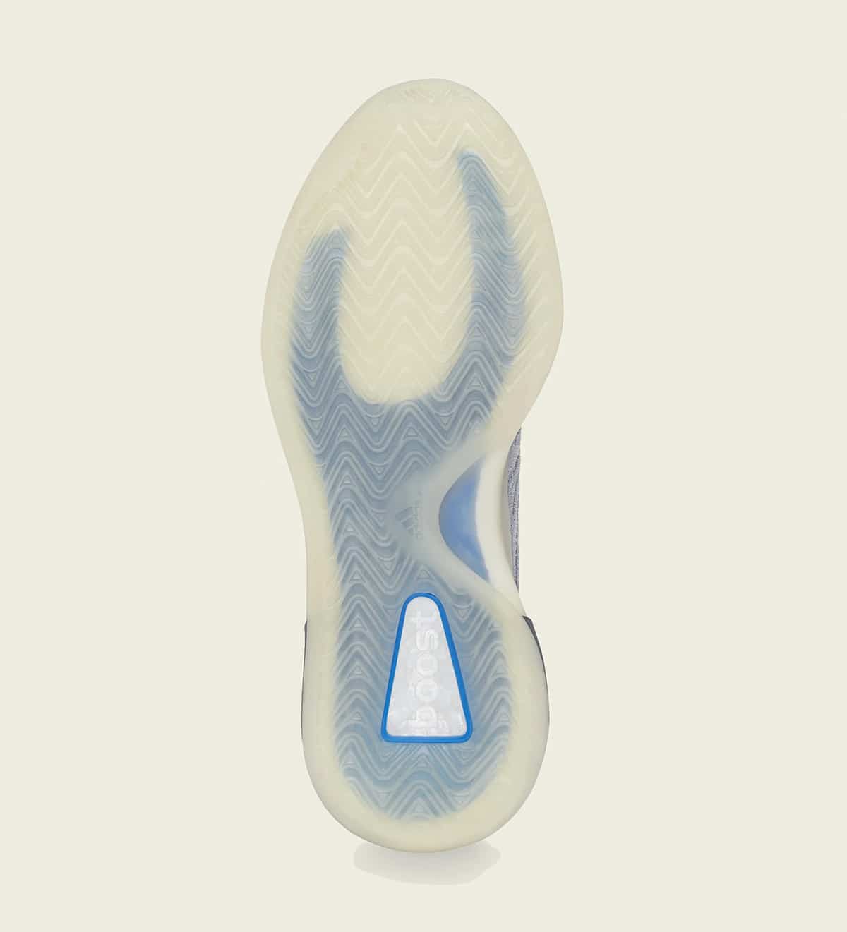 adidas Yeezy Quantum Mono Carbon GX6594 4