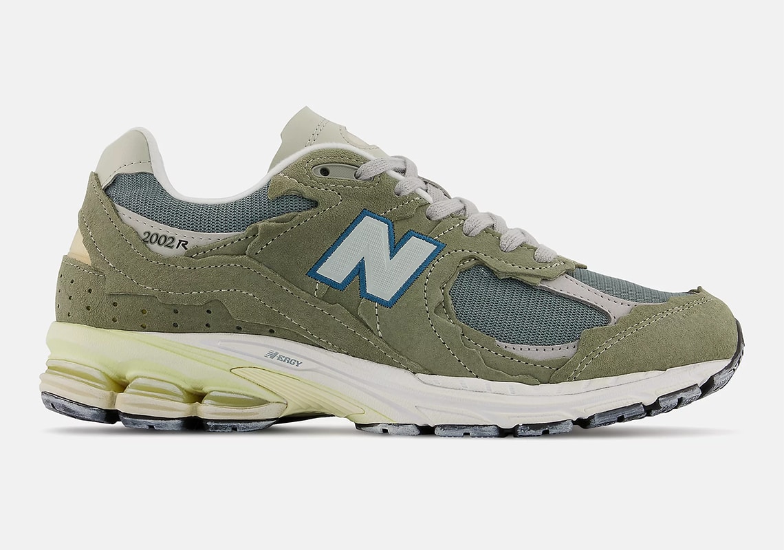 new balance 2002r mirage grey protection pack 2