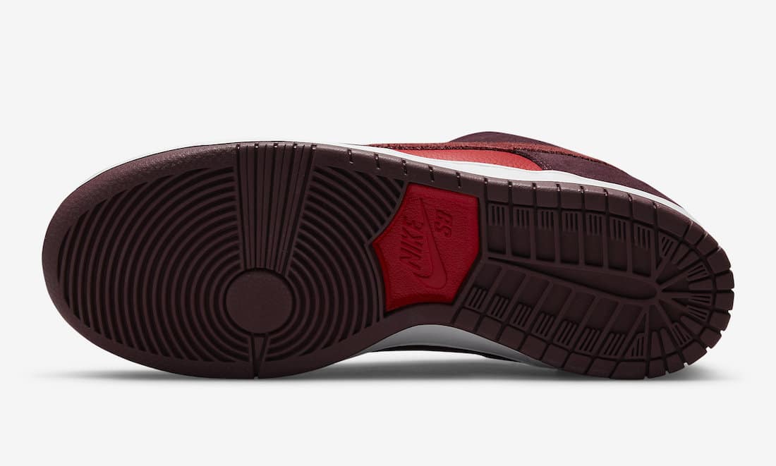nike sb dunk low cherry DM0807-600 1