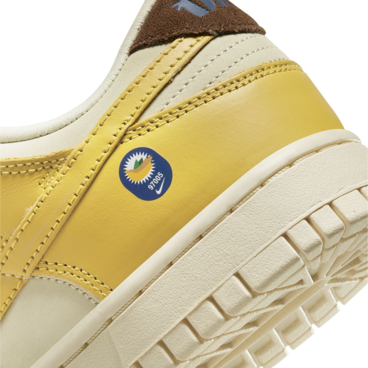 Nike Dunk Low Banana DR5487-100 8