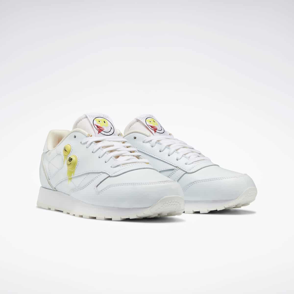 smiley reebok classic leather pump 50th anniversary GY1580 3