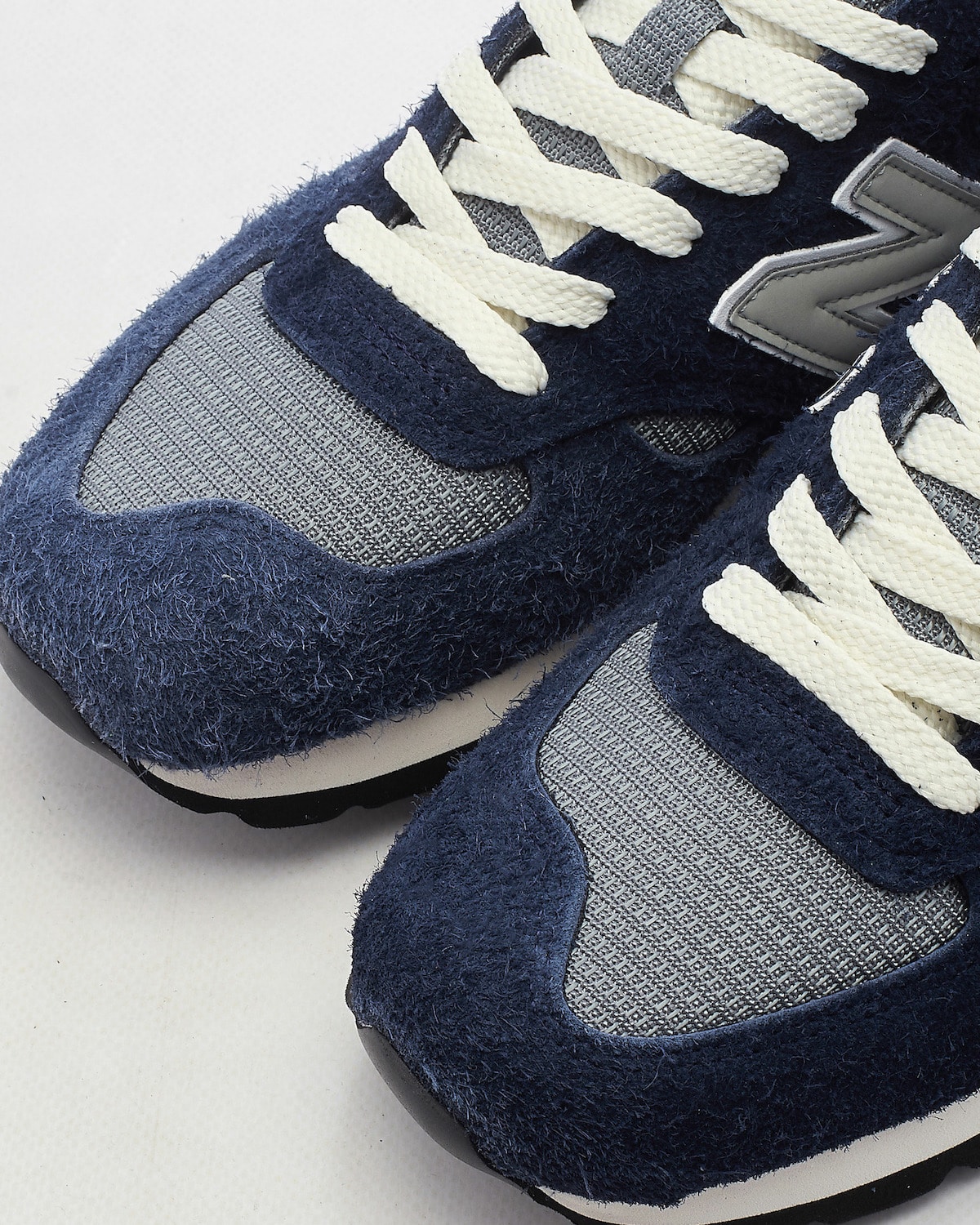zdjecia carhartt wip x new balance 990v1 navy 7