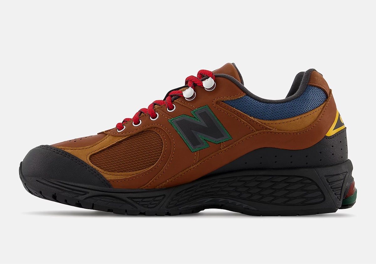 New Balance 2002R Hiking Boot Pack 9