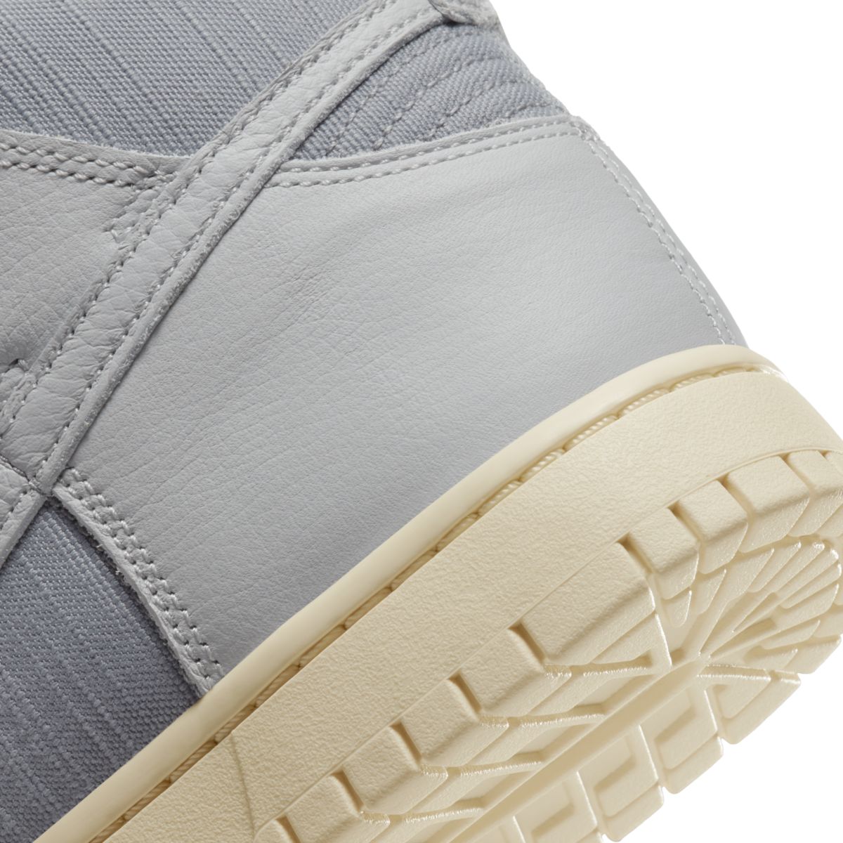 Nike Dunk High Certified Fresh DQ8800-001 8