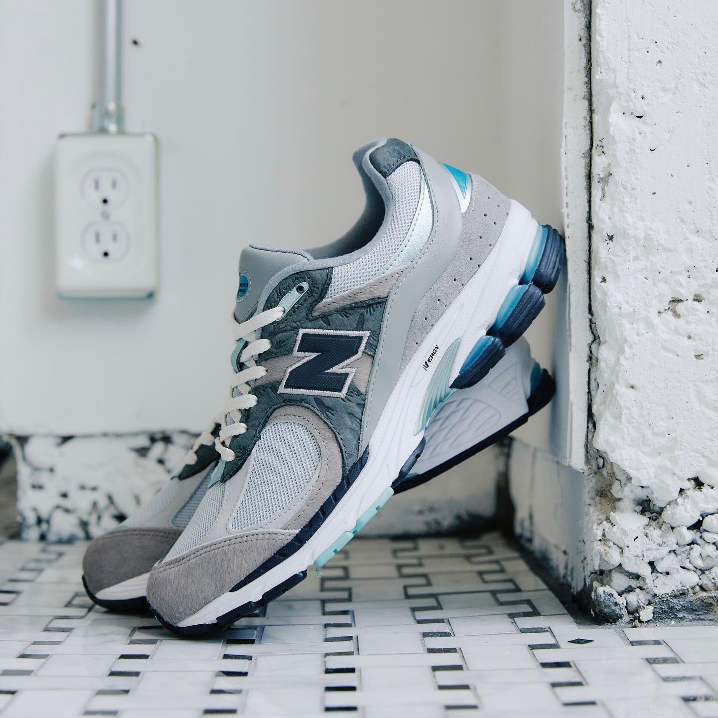 atmos x New Balance 2002R shibuya Rat 2