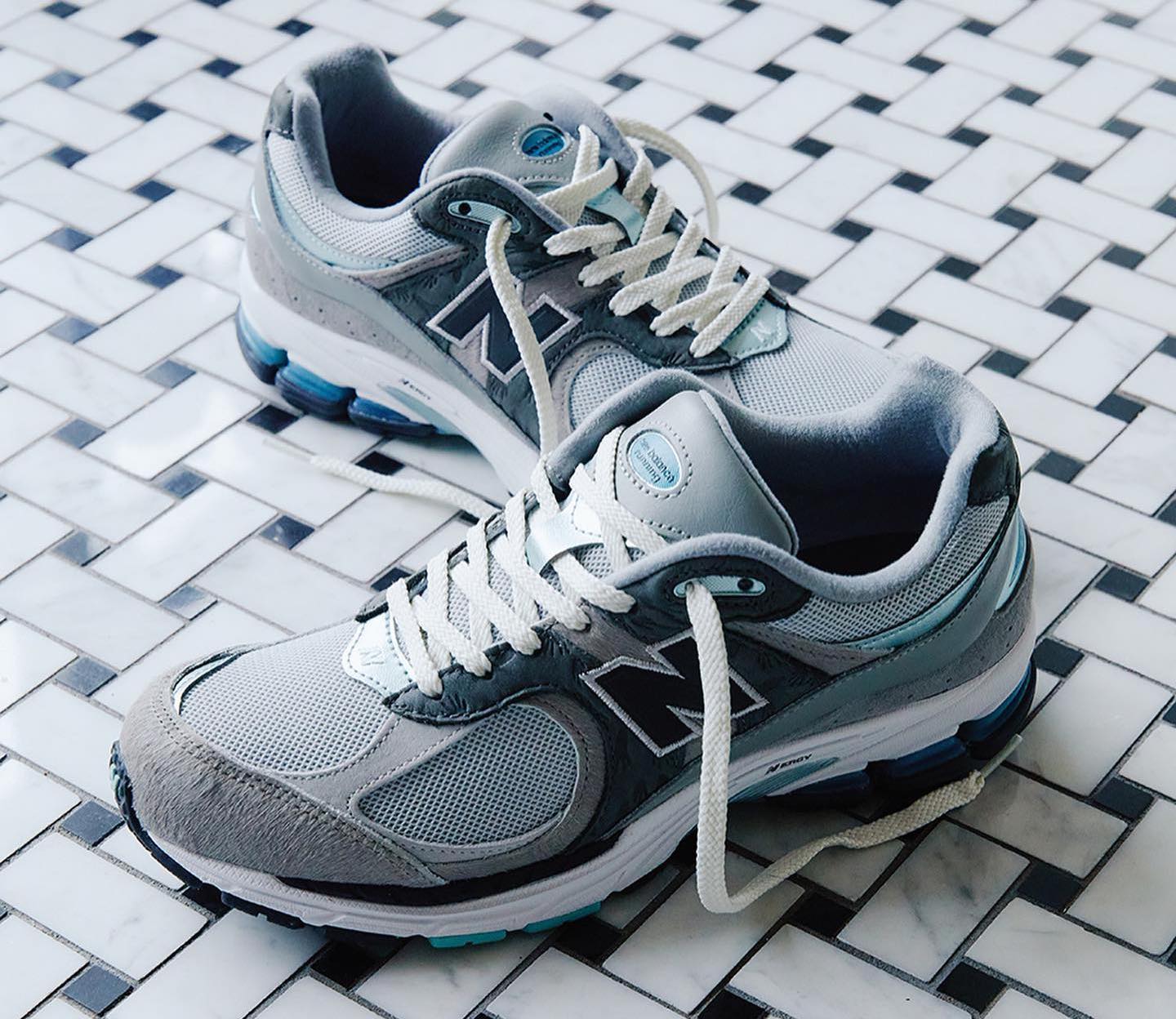 atmos x New Balance 2002R shibuya Rat 6