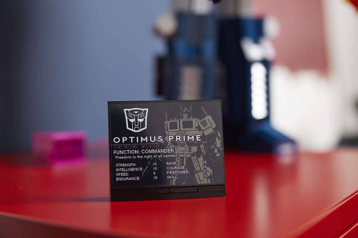 hasboro x lego optimus prime transformers 4