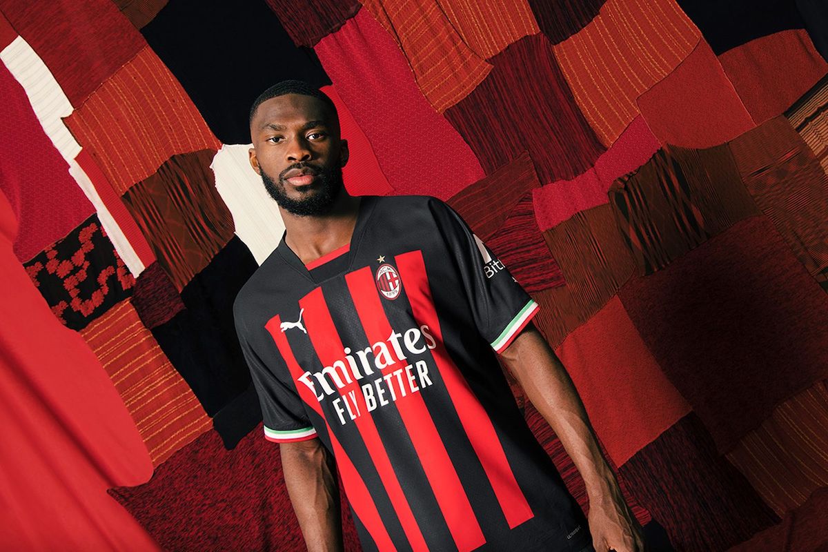koszulki pilkarskie AC Milan Puma Sezon 2022 2023 3