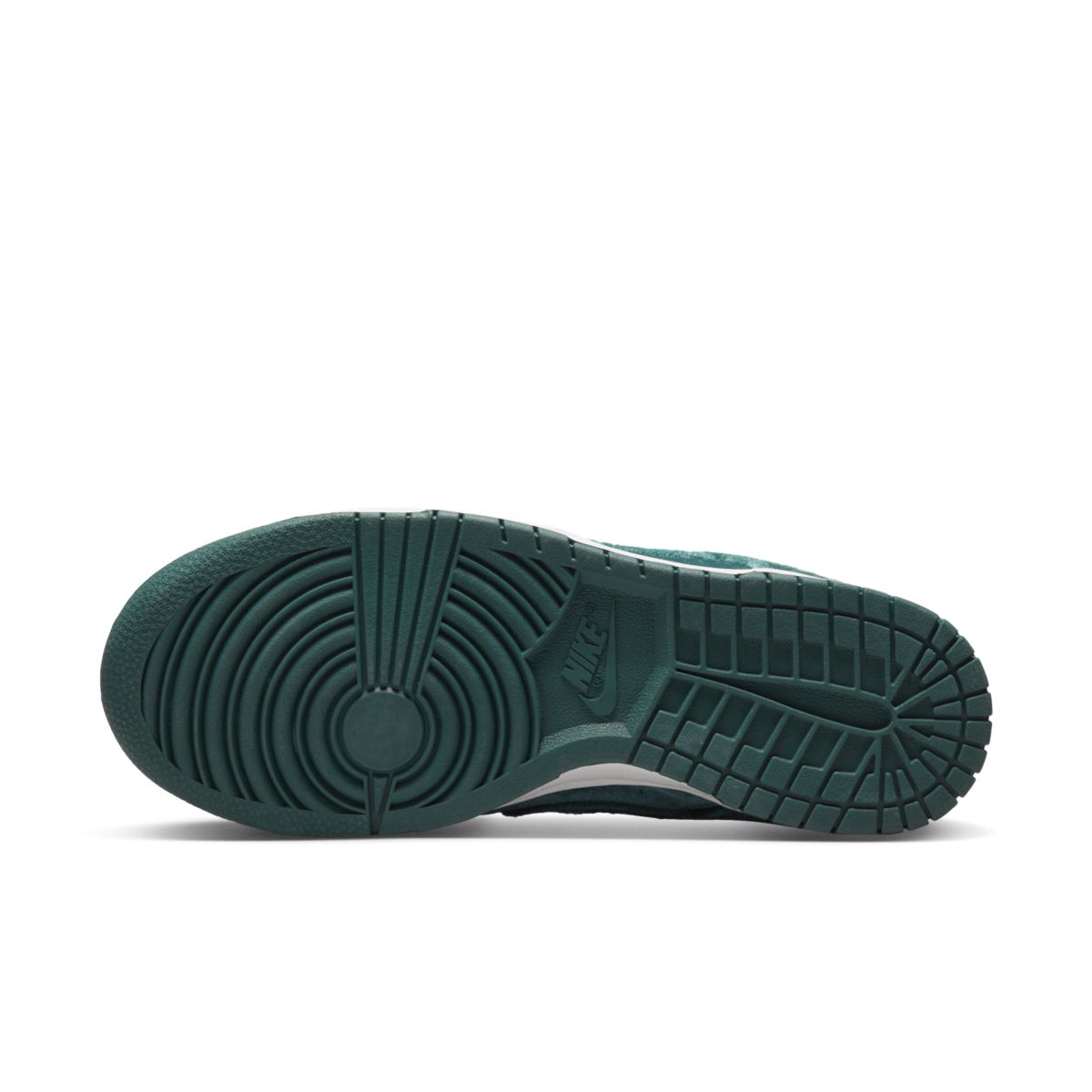Nike Dunk Low Green Velvet DZ5224-300 1