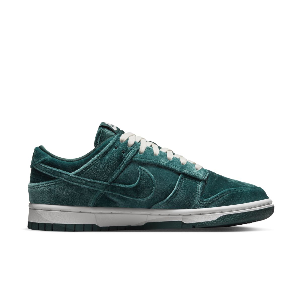Nike Dunk Low Green Velvet DZ5224-300 3