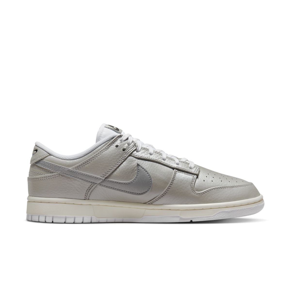Nike Dunk Low Metallic Silver DX3197-095 3