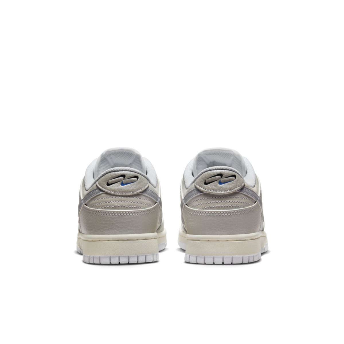 Nike Dunk Low Metallic Silver DX3197-095 6