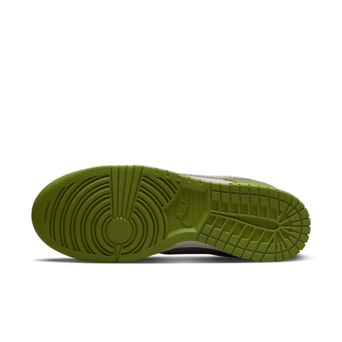 Nike Dunk Low Safari Swoosh Chlorophyll DR0156-300 1