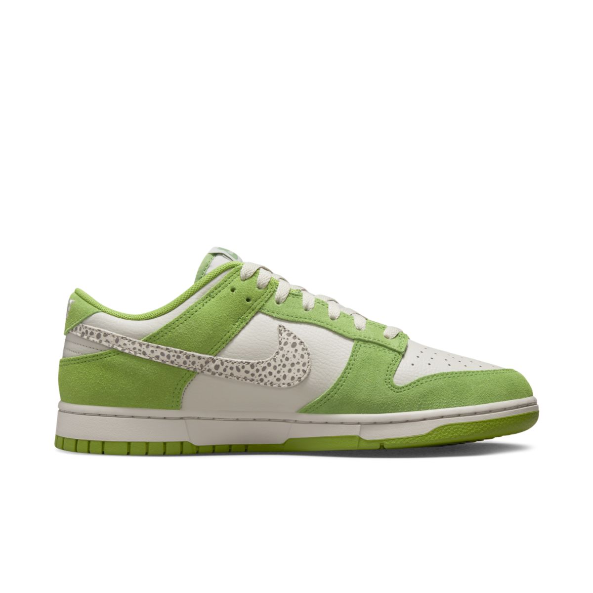 Nike Dunk Low Safari Swoosh Chlorophyll DR0156-300 3