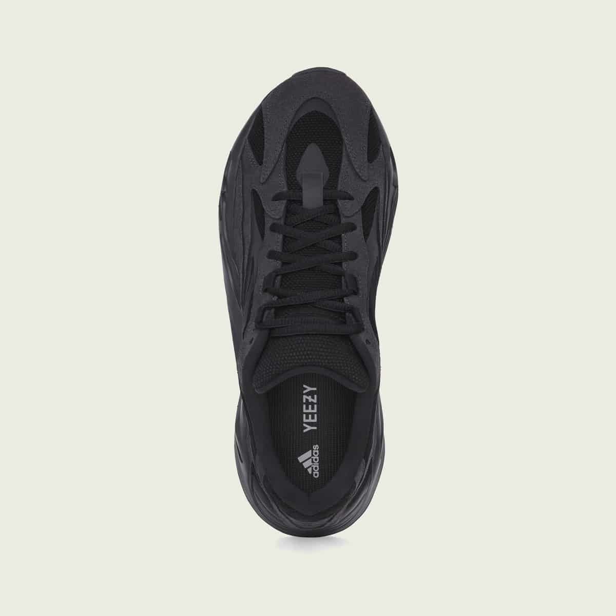 adidas Yeezy Boost 700 V2 Vanta FU6684 4