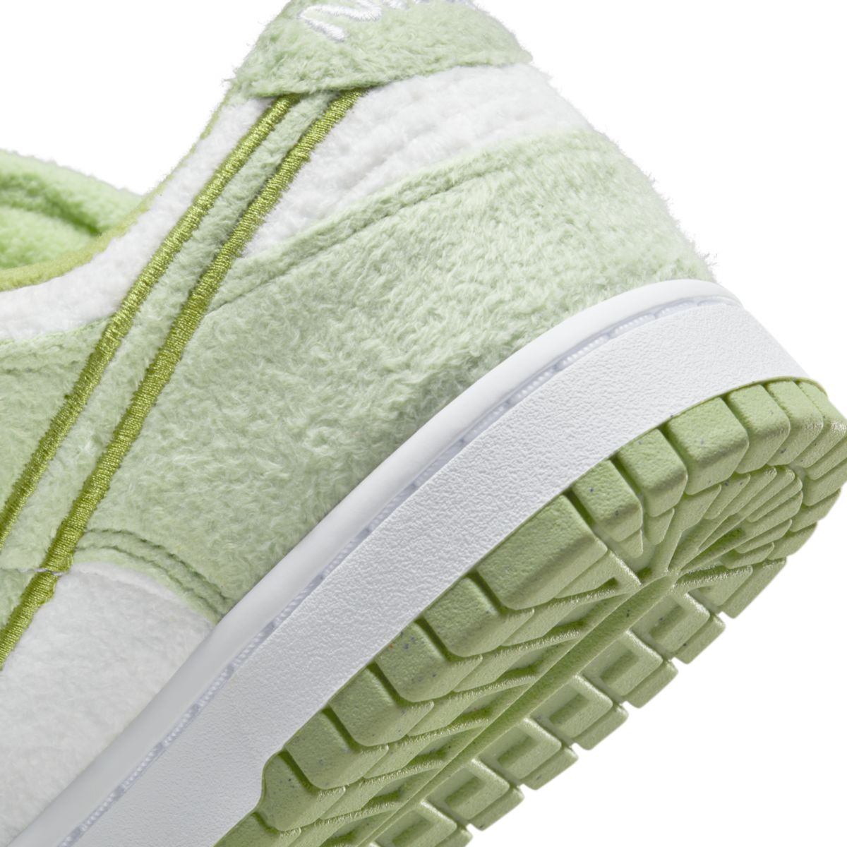 Nike Dunk Low WMNS Green Fleece DQ7579-300 8