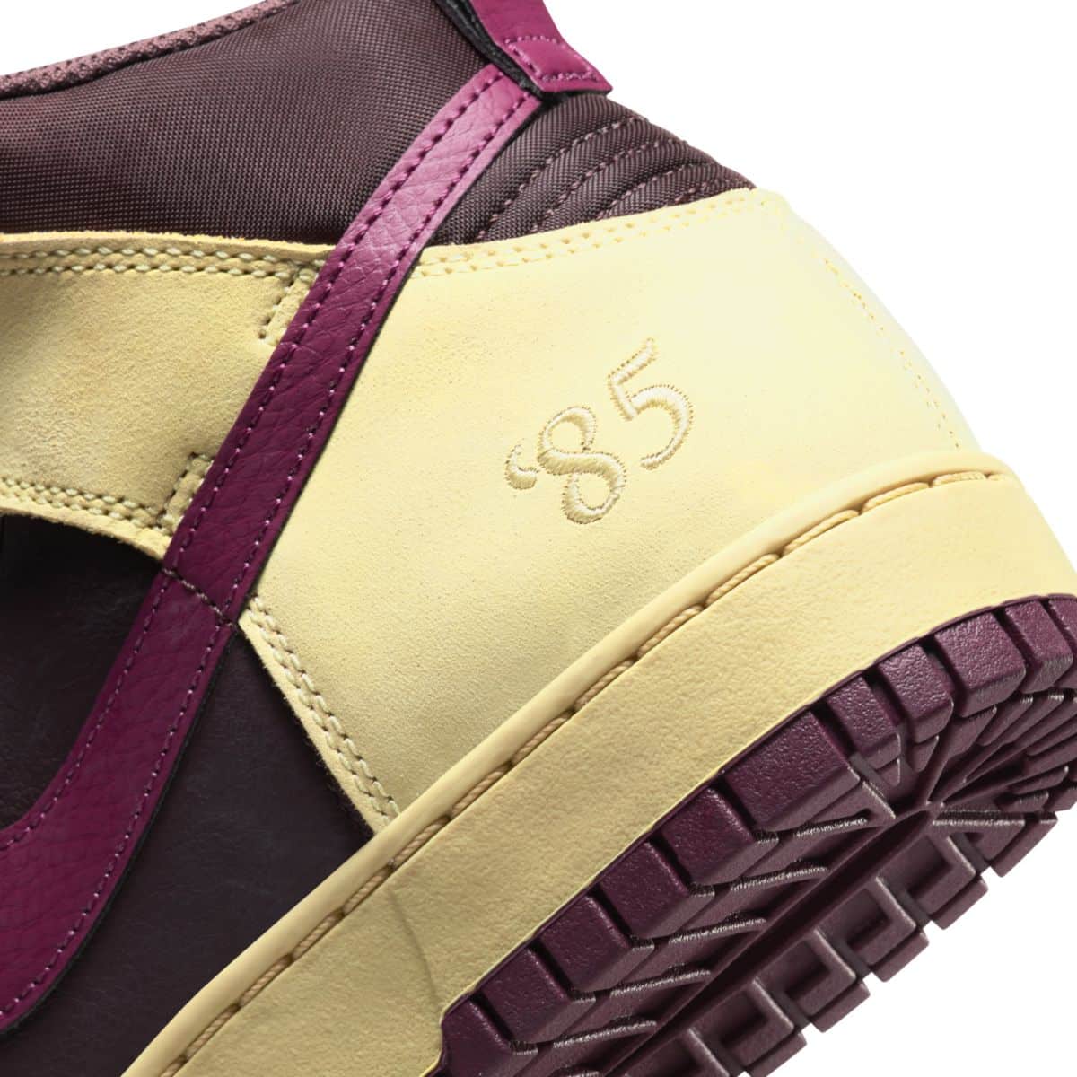 Nike Dunk High 1985 Valentines Day 2023 FD0794-700 8