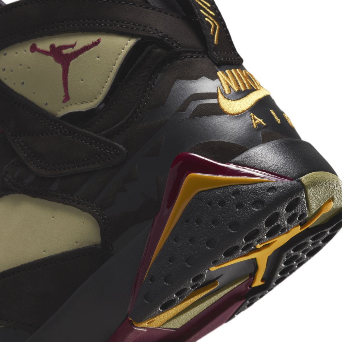 Air Jordan 7 Black Olive DN9782-001 8