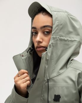 Lookbook Undefeated Holiday 2022 PT3 13