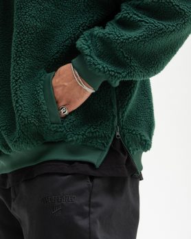 Lookbook Undefeated Holiday 2022 PT3 3