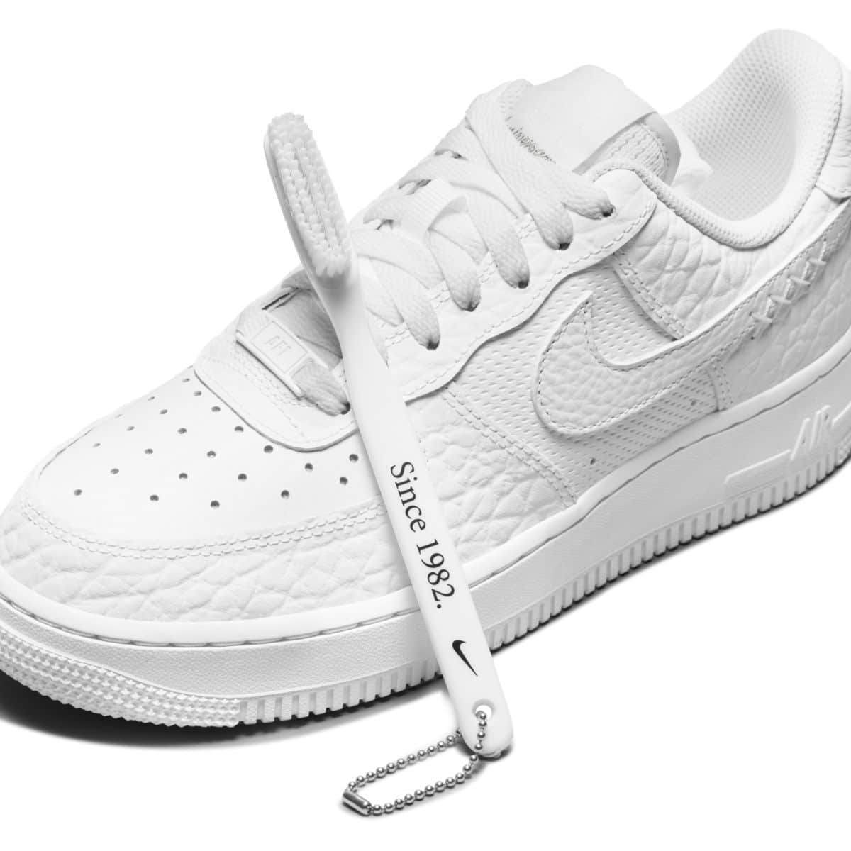 Nike Air Force 1 Low WMNS Color of The Month White Metallic Gold DZ4711-100 10