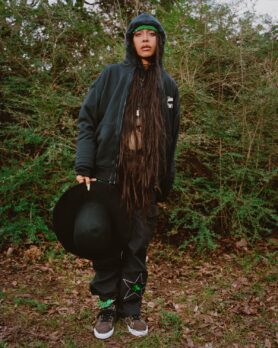 Lookbook Erykah Badu Patta Converse 4 Leaf Clover 5