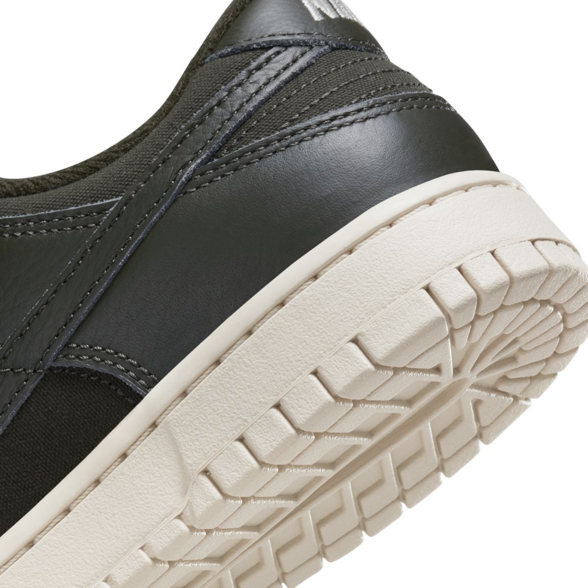 Nike Dunk Low Premium Sequoia DZ2538-300 8