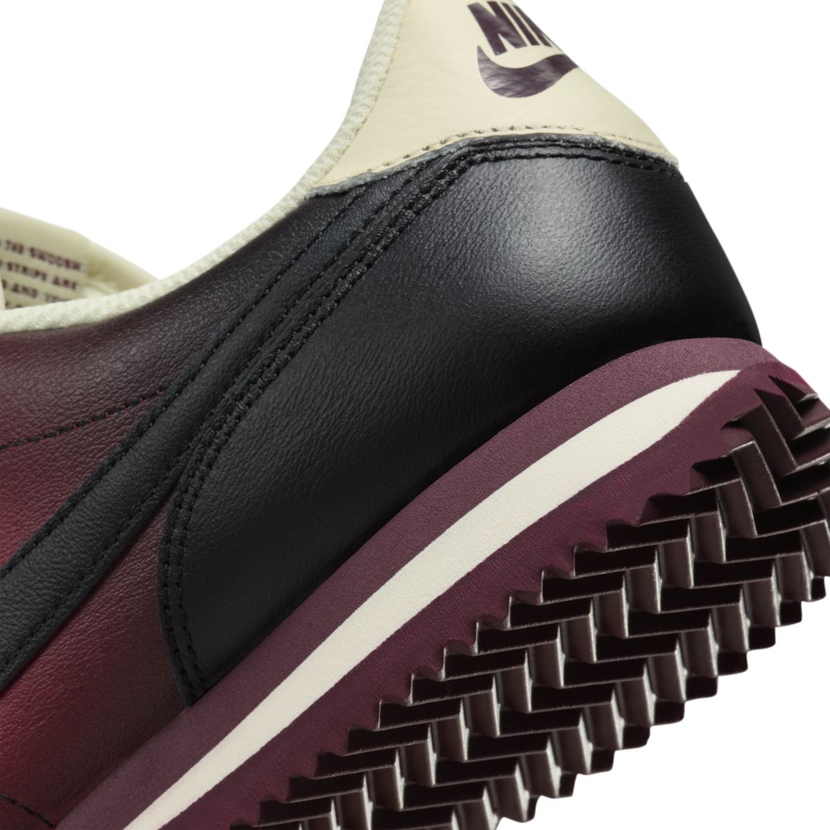 Nike Cortez Unmuted WMNS FJ4737-600 K