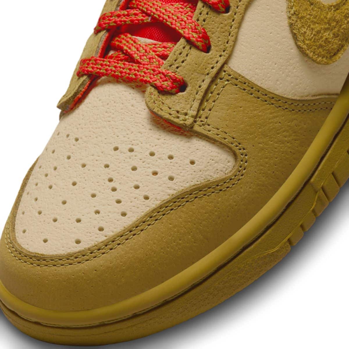 Nike Dunk Low Sesame Bronzine Picante Red WMNS FQ8897-252 H