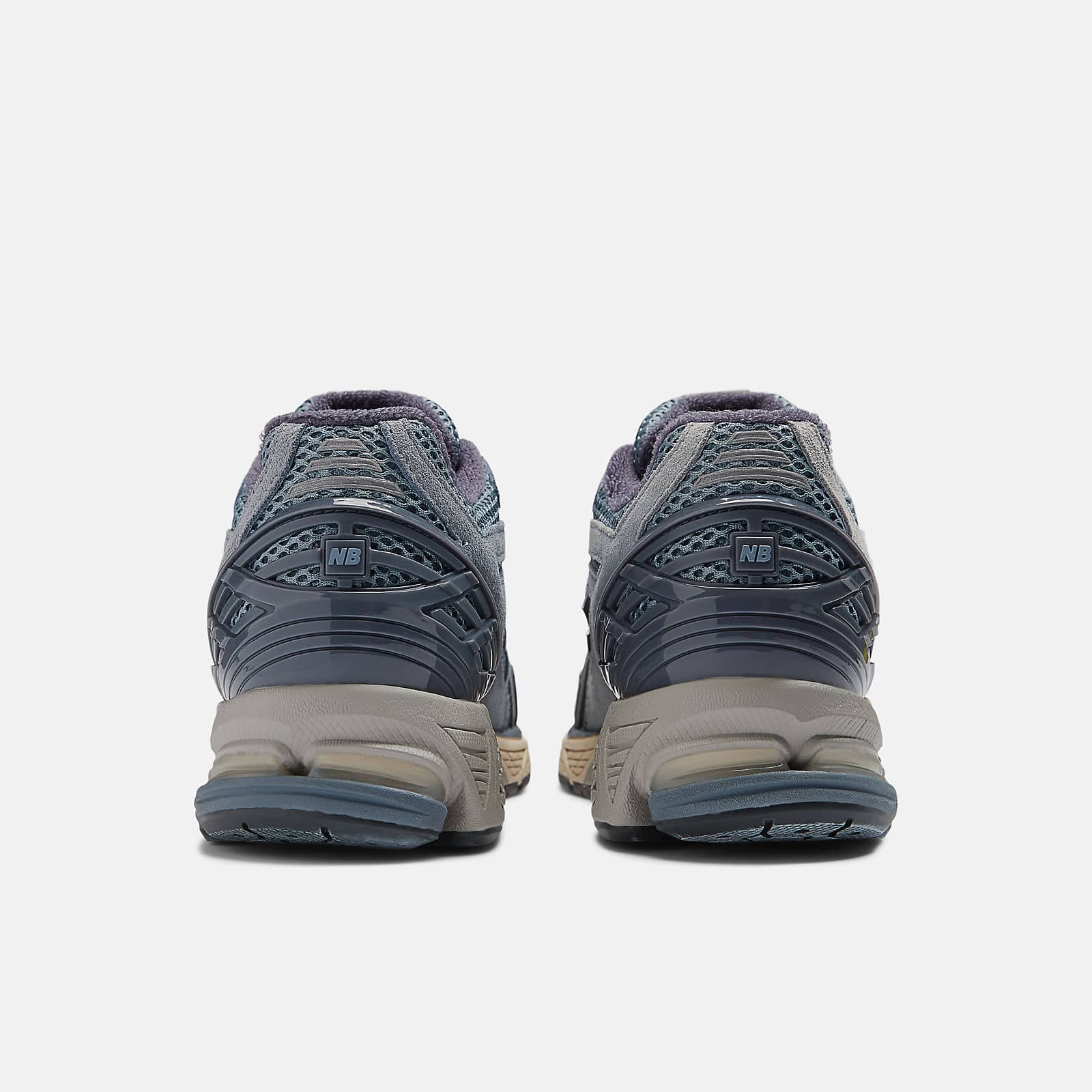 AURALEE × New Balance 1906R Flint Stone m1906ral 5