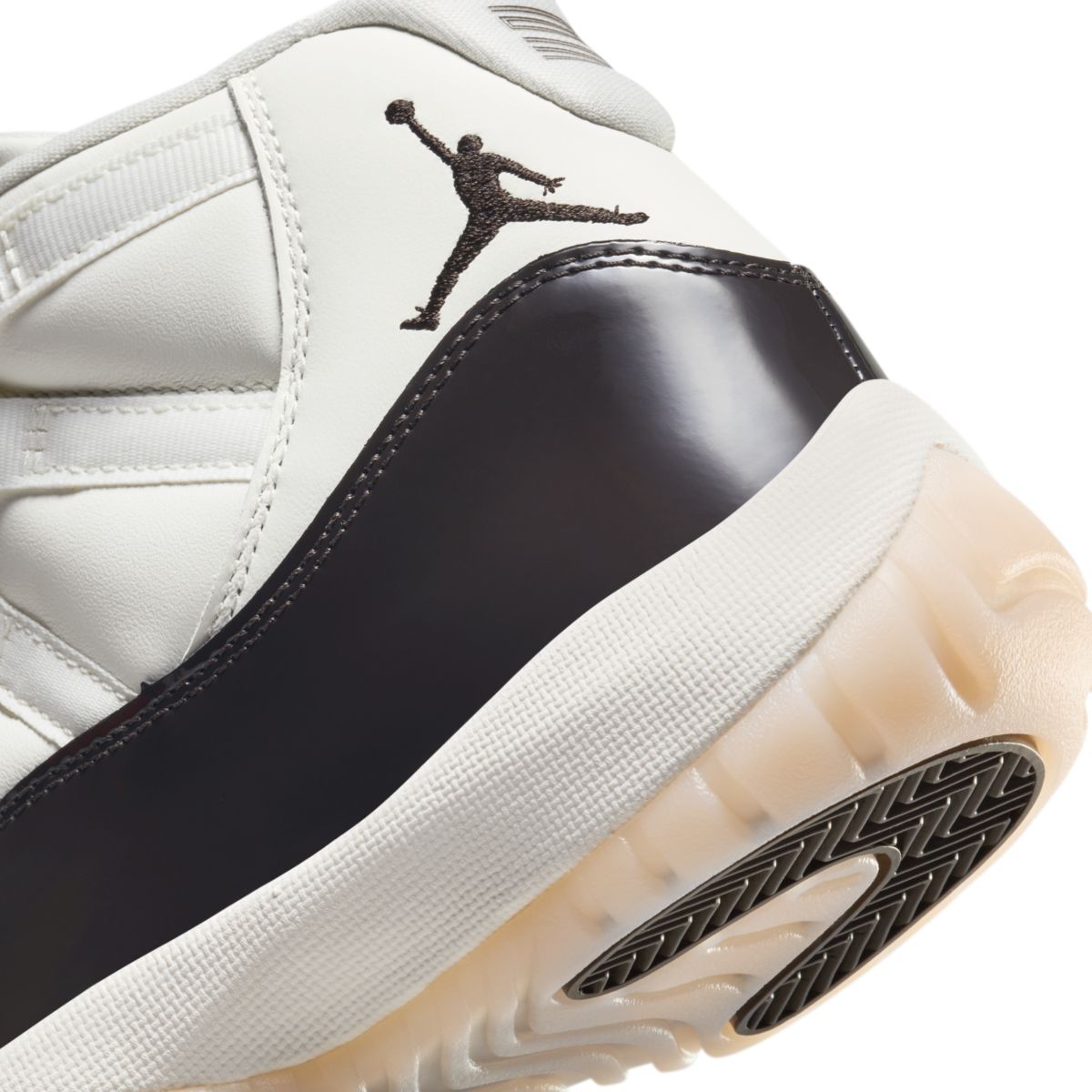 Air Jordan 11 Neapolitan WMNS AR0715-101 K