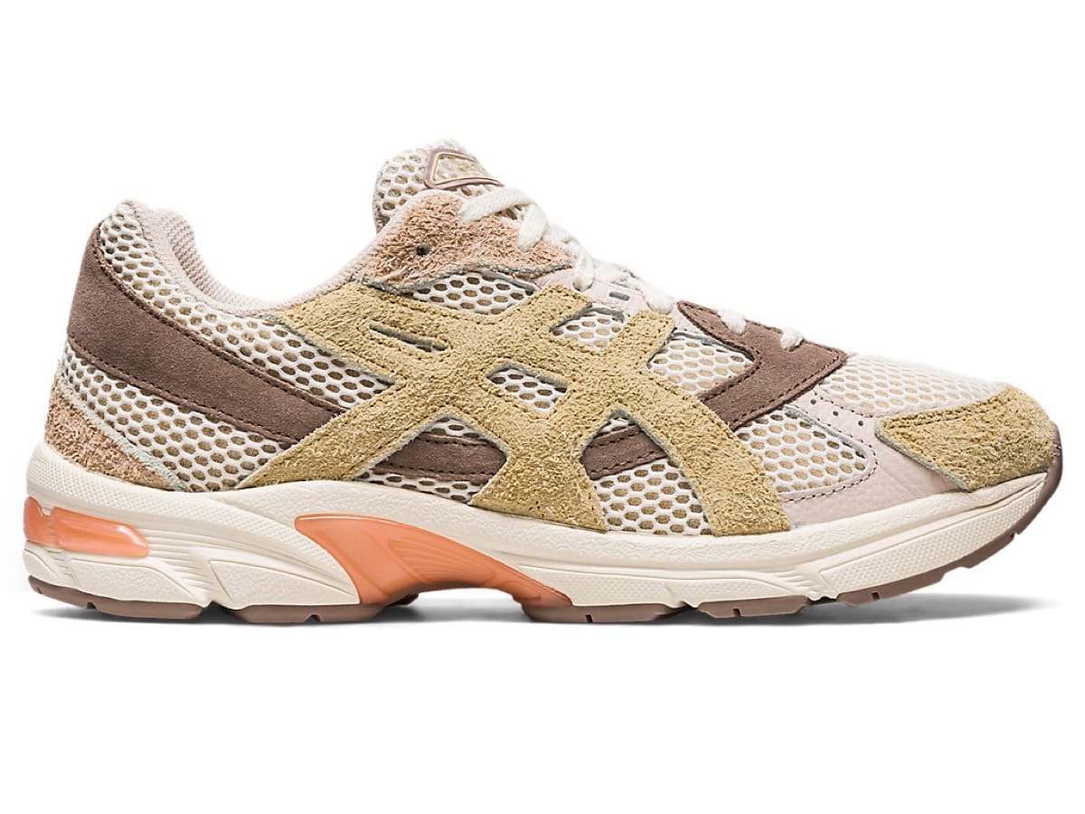 Asics Gel-1130 Hairy Suede Pack Birch 1203A327_201 1.jpeg