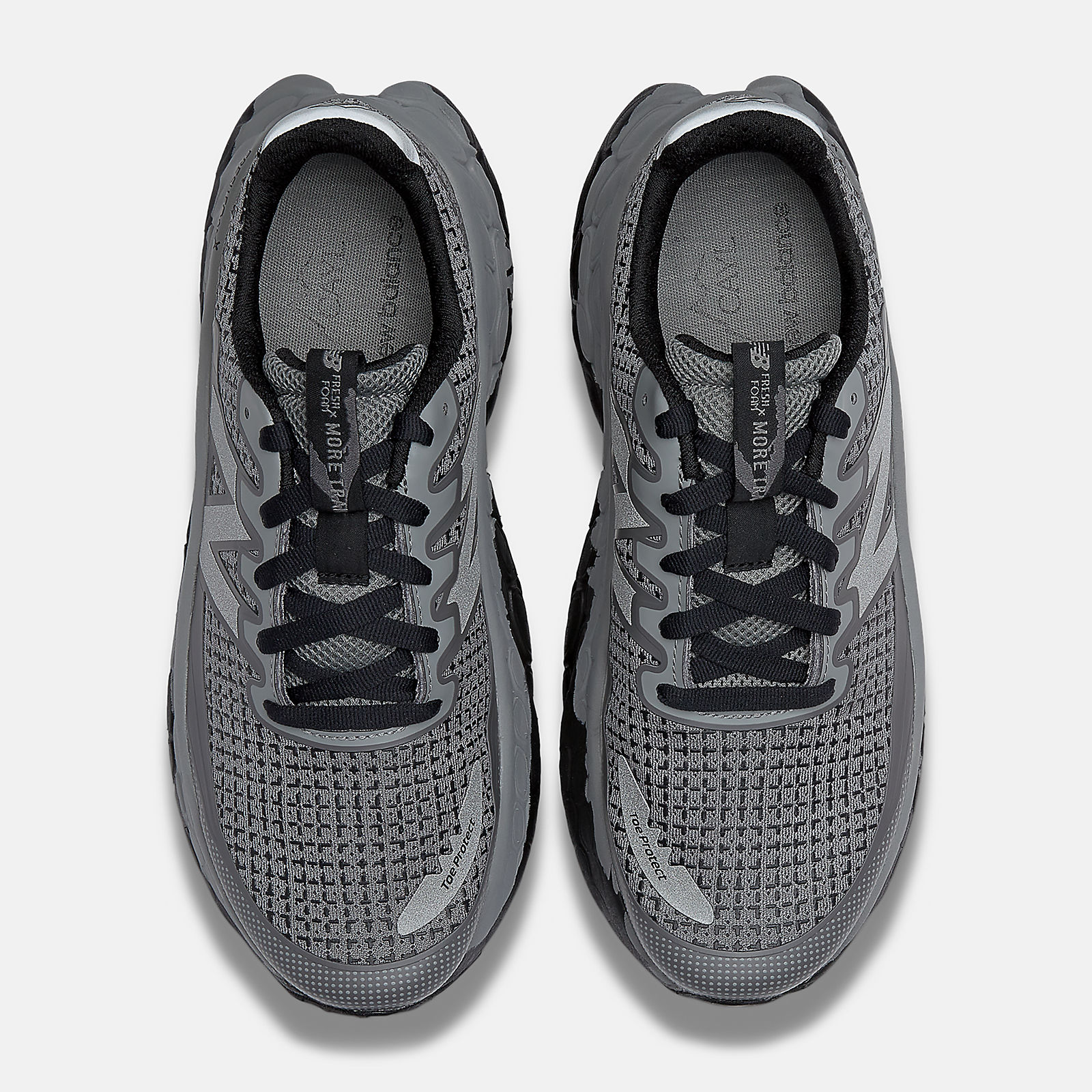 CAYL x New Balance Fresh Foam More Trail mtmorncl 5