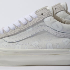 UNDEFEATED x Vault by Vans OG Old Skool LX U-Man Blanc de Blanc 2