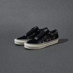 UNDEFEATED x Vault by Vans OG Old Skool LX U-Man Dark Shadow 1