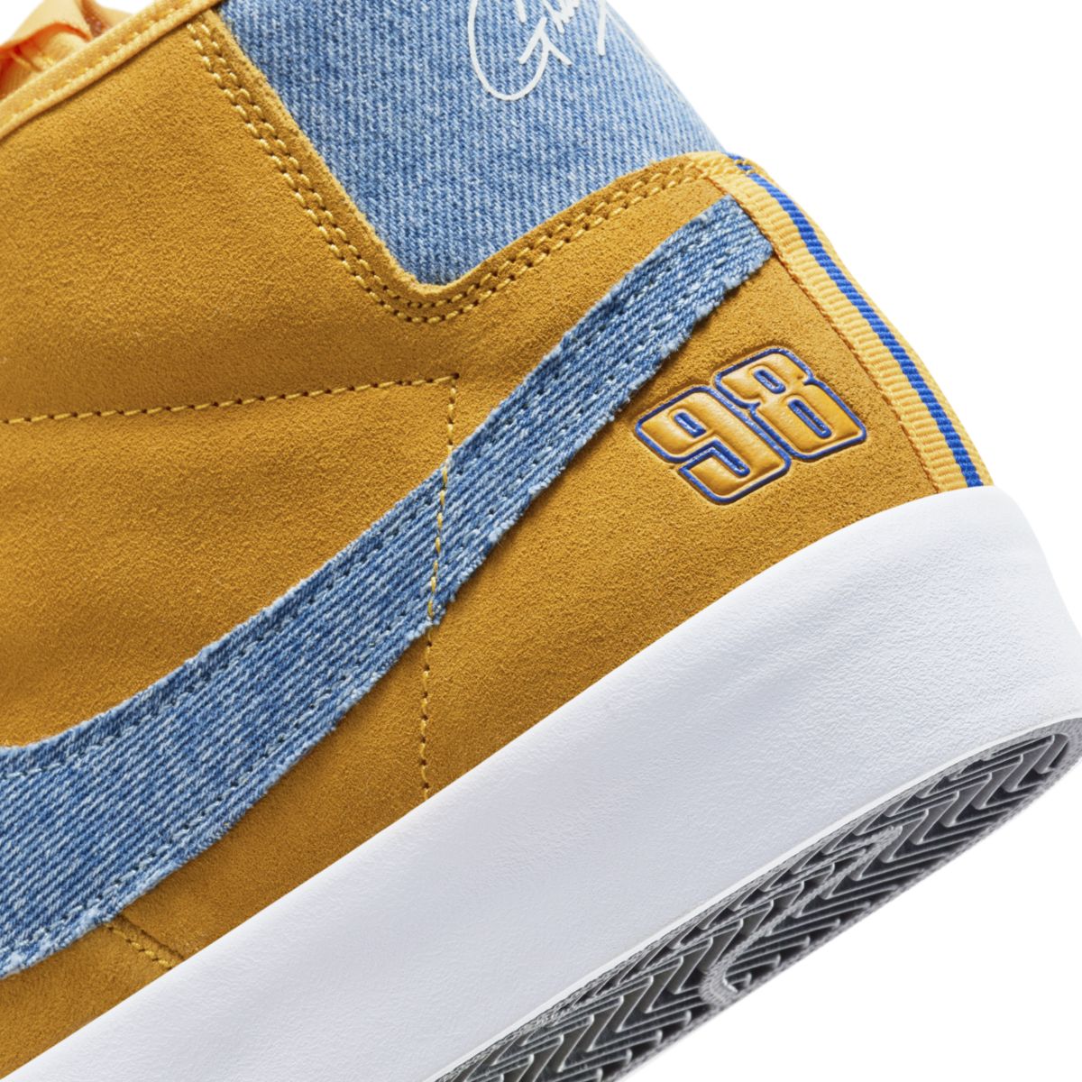 Grant Taylor x Nike SB Blazer Mid University Gold FD0269-700 K