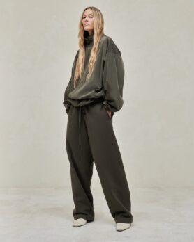 Lookbook Fear of God ESSENTIALS The Winter 2024 40