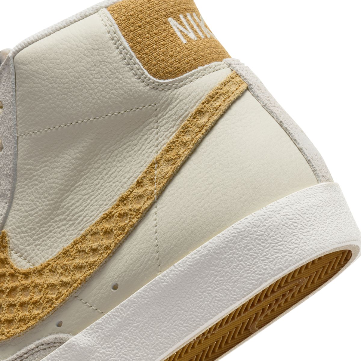 Nike Blazer Mid 77 Waffle FZ4040-113 K