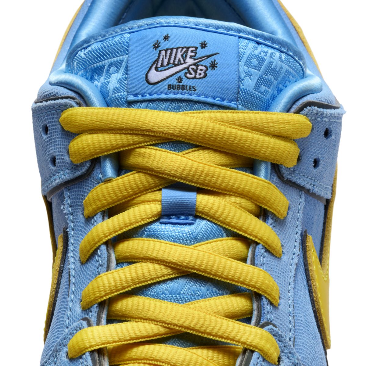 The Powerpuff Girls x Nike SB Dunk Low Bubbles FZ8320-400 P