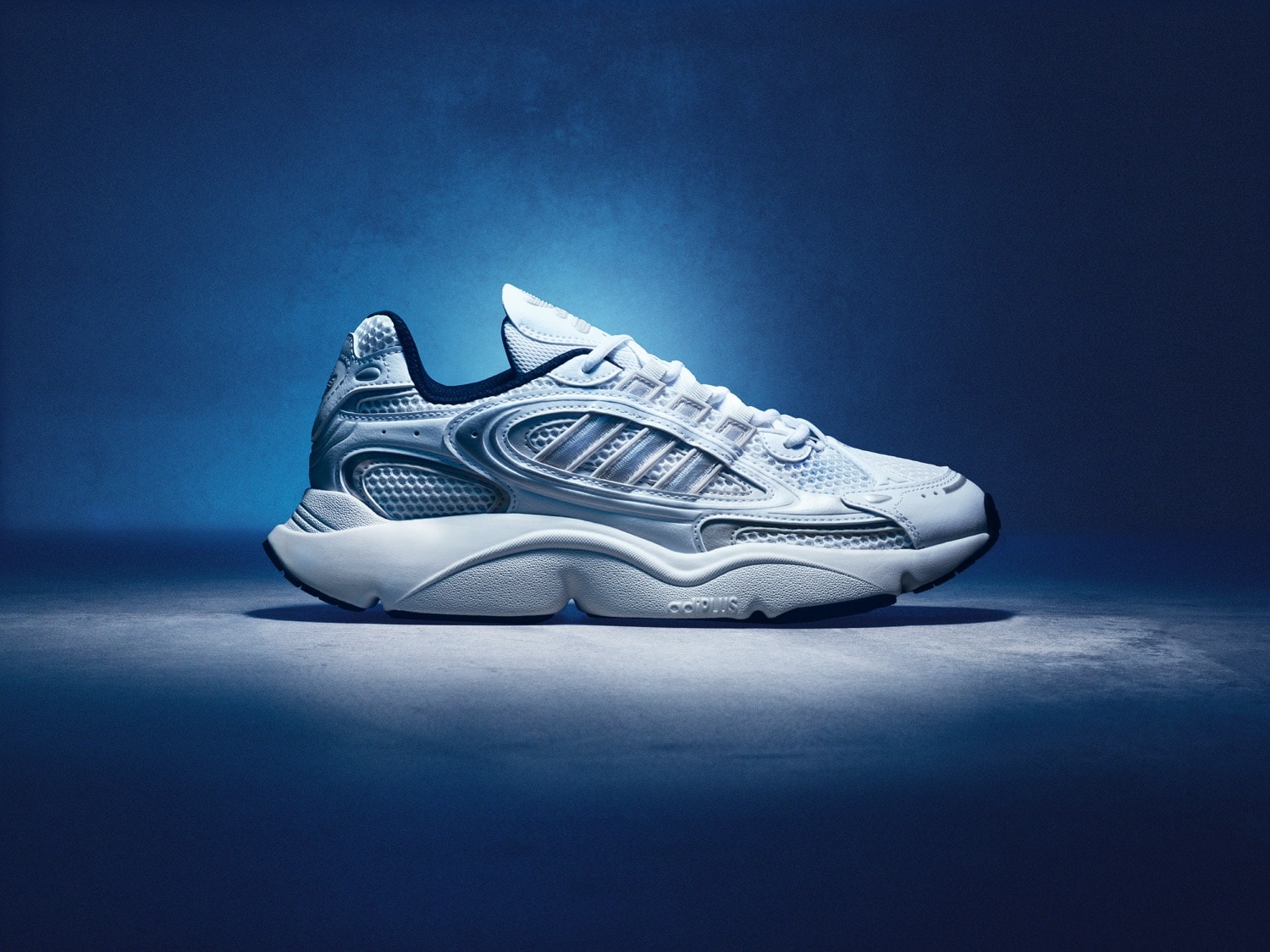 adidas Originals 2000 Running Pack 6