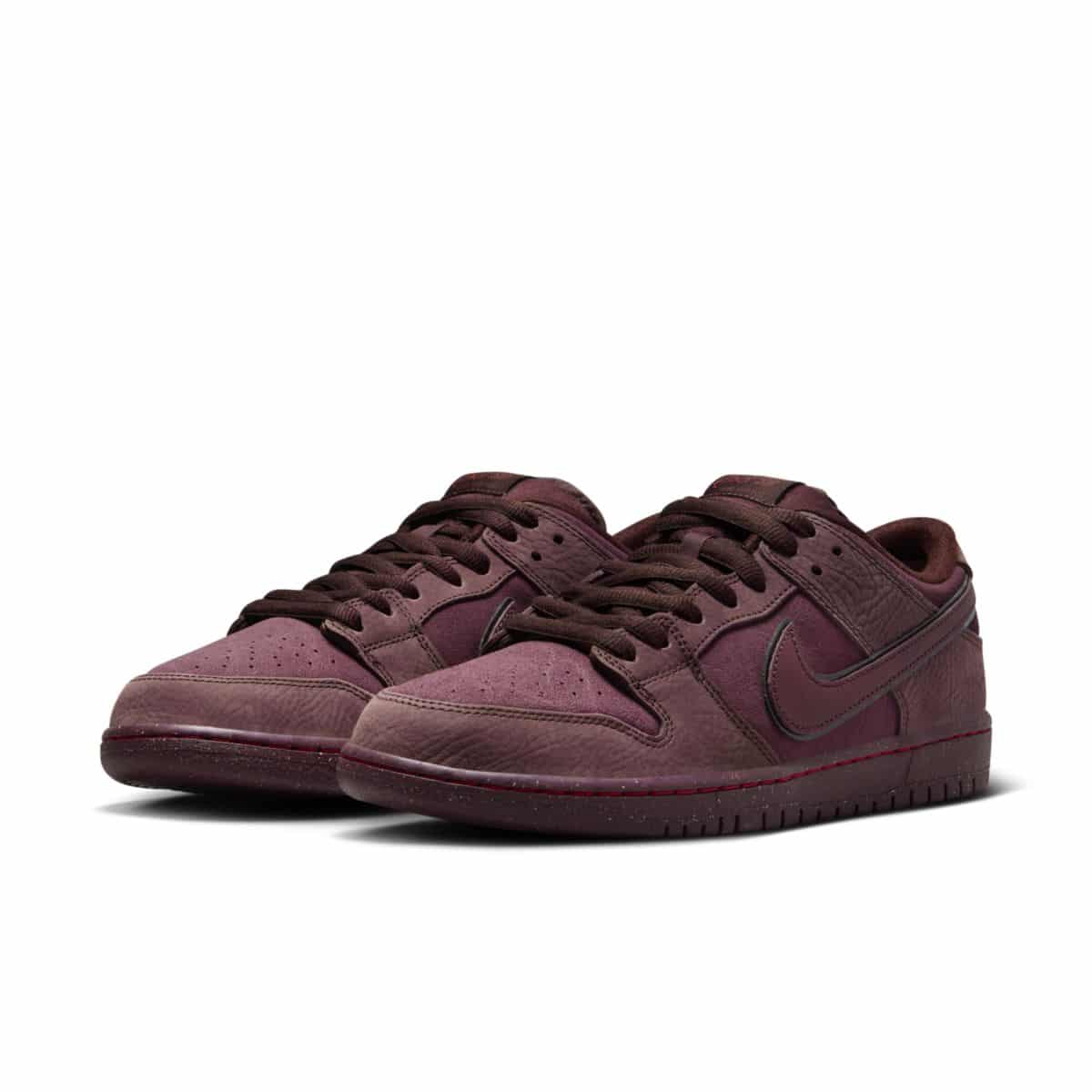 Nike SB Dunk Low City of Love Burgundy Crush FN0619-600 E