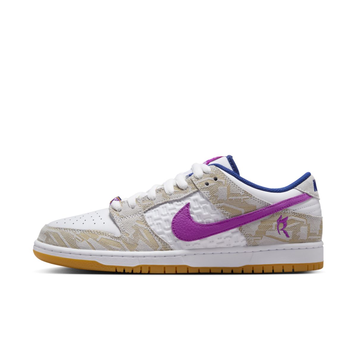 Rayssa Leal x Nike SB Dunk Low FZ5251-001 A