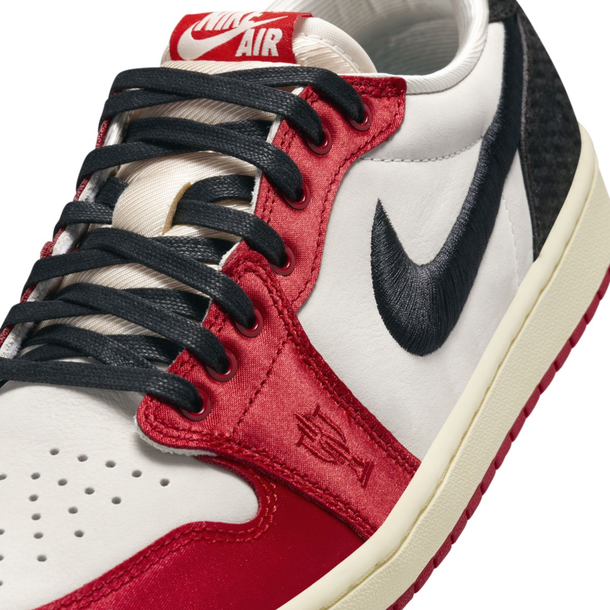 Trophy Room x Air Jordan 1 Low Sail Varsity Red FN0432-100 H