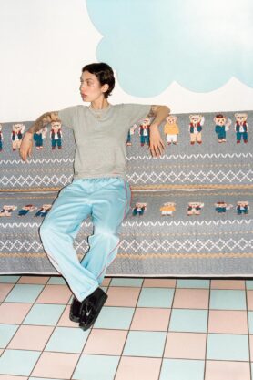 Lookbook Supreme x Clarks Wallabee Patent Leather Pack 5