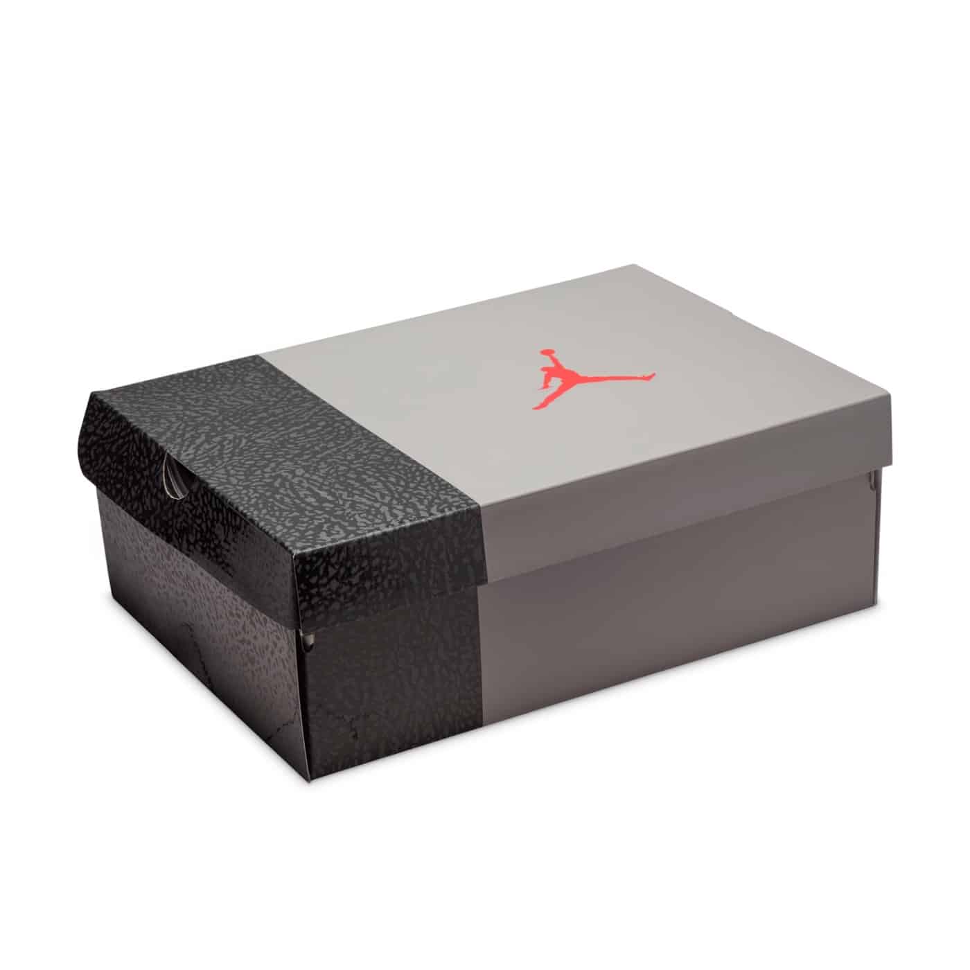 Air Jordan 3 Cement Grey CT8532-106 0